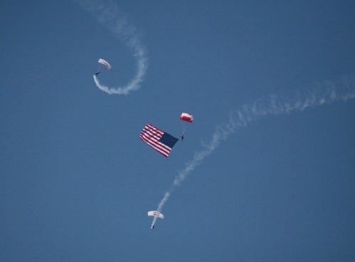 fourth of July, American flag, sky diving, air show