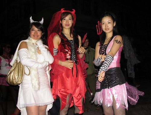 she devils, greenwich village parade