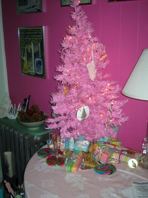 La Vie en Rose, Christmas tree, Ocean Grove