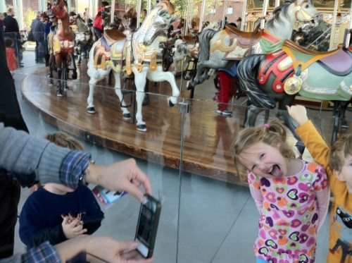 Pippa, Brooklyn, carousel